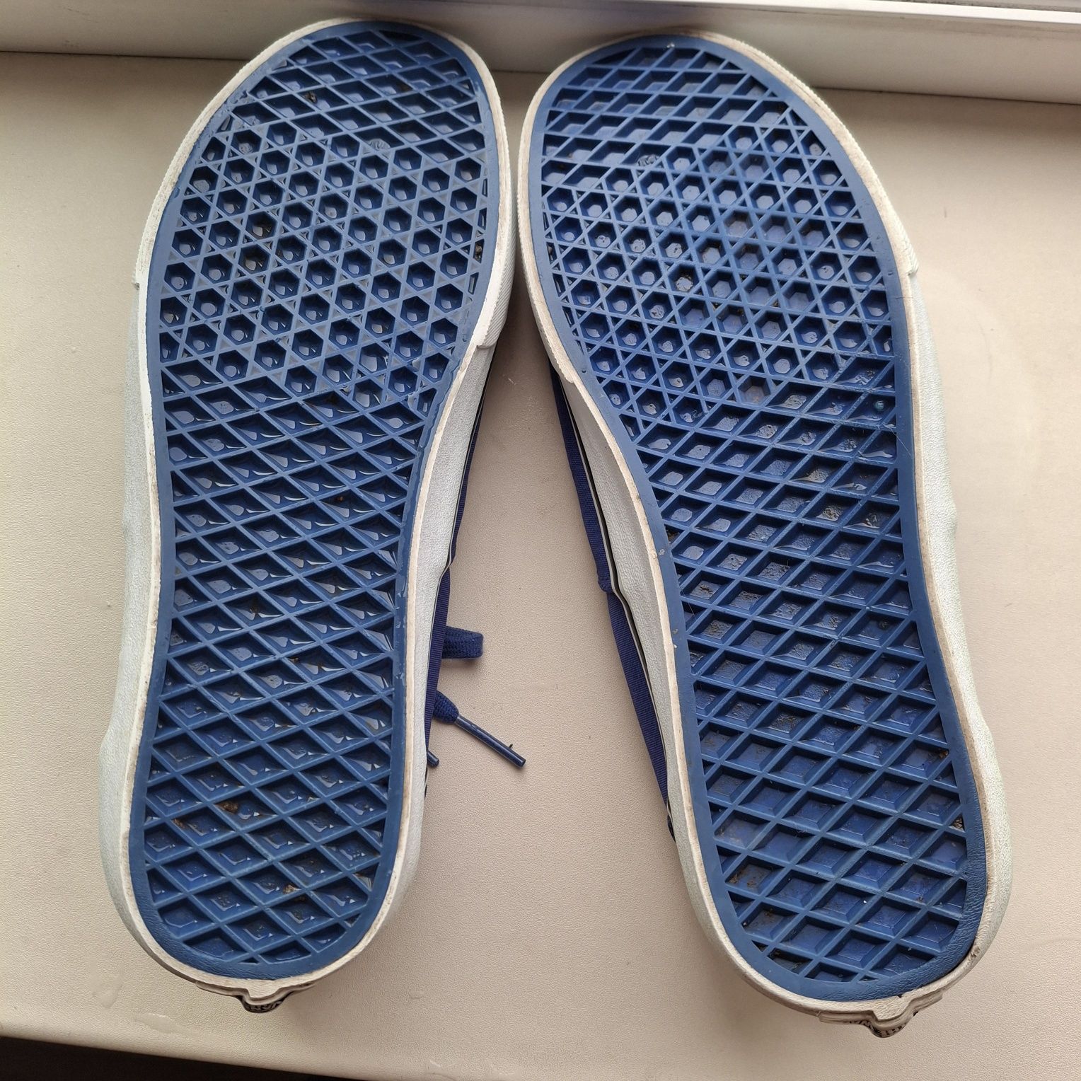 Низкие кеды Vans размер 42.5 (27.5 см.)