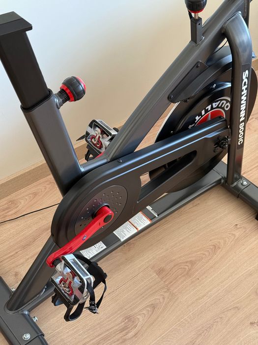 Bicicleta Estática Schwinn 800IC - Excelente Estado