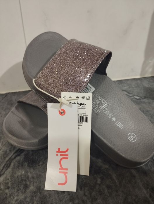 Chinelos Cinza Unit Shoes Novos - NR. 30