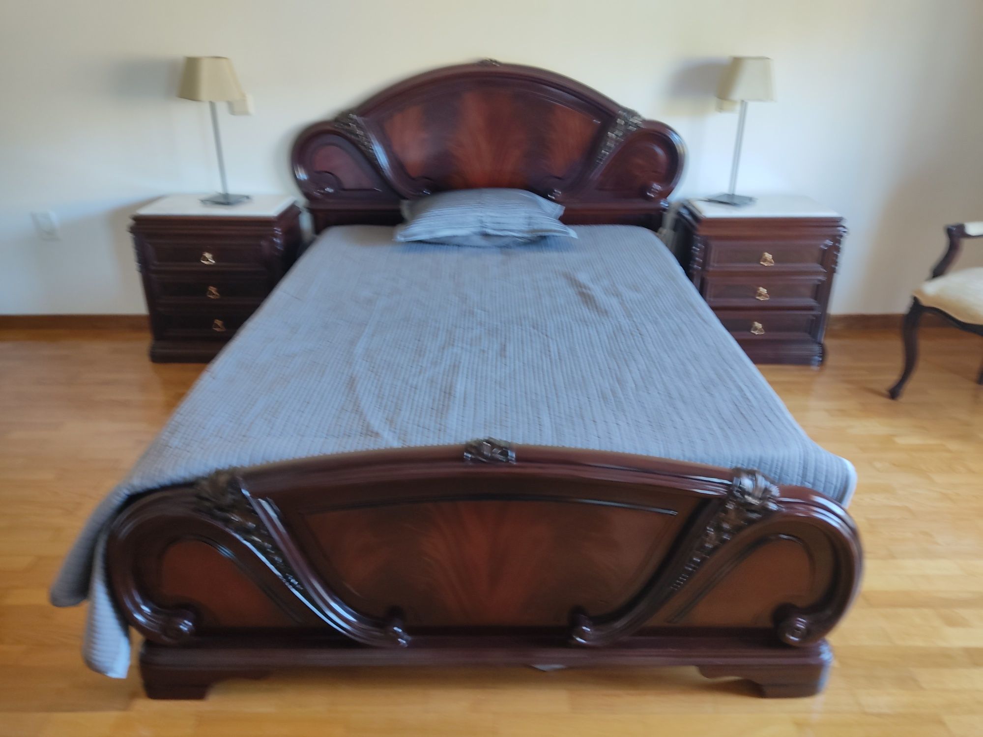 Quarto completo estilo clássico