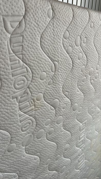 Materac gąbkowy 190 x 120 x 15 cm