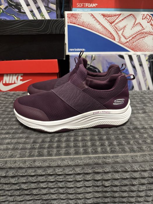 Жіночі кросівки для тренувань Skechers D'Lux Fitness-Smooth Energy 40