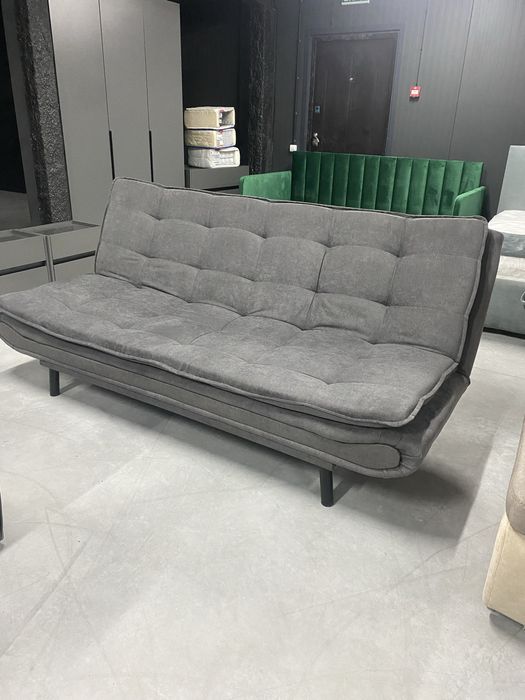 Усі дивани по 8700