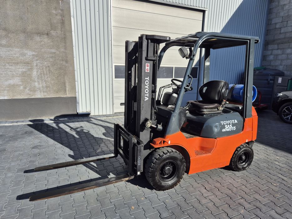 Wózek widłowy TOYOTA 7FGF15, triplex, przesuw, GAZ, terenowy