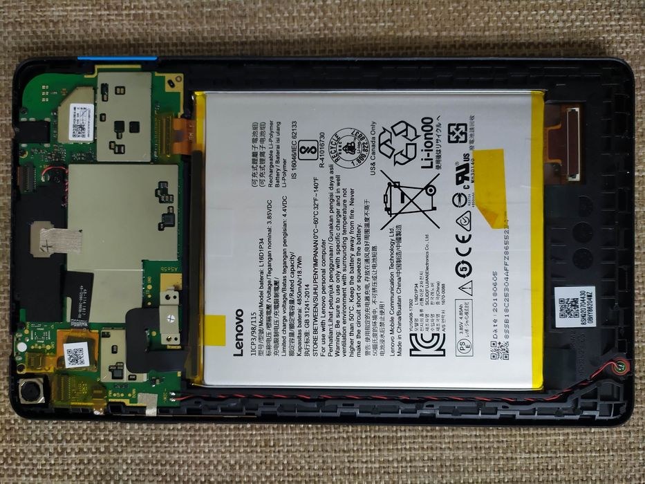 Планшет Lenovo TB-8304F1