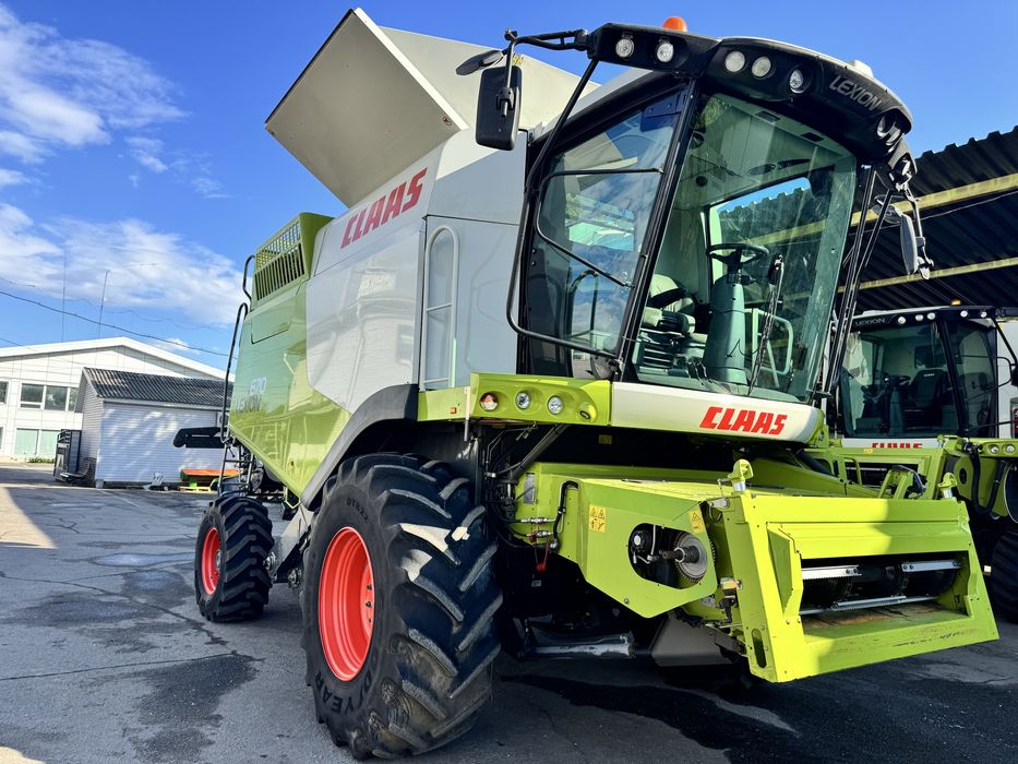 Комбайн Claas Lexion 670