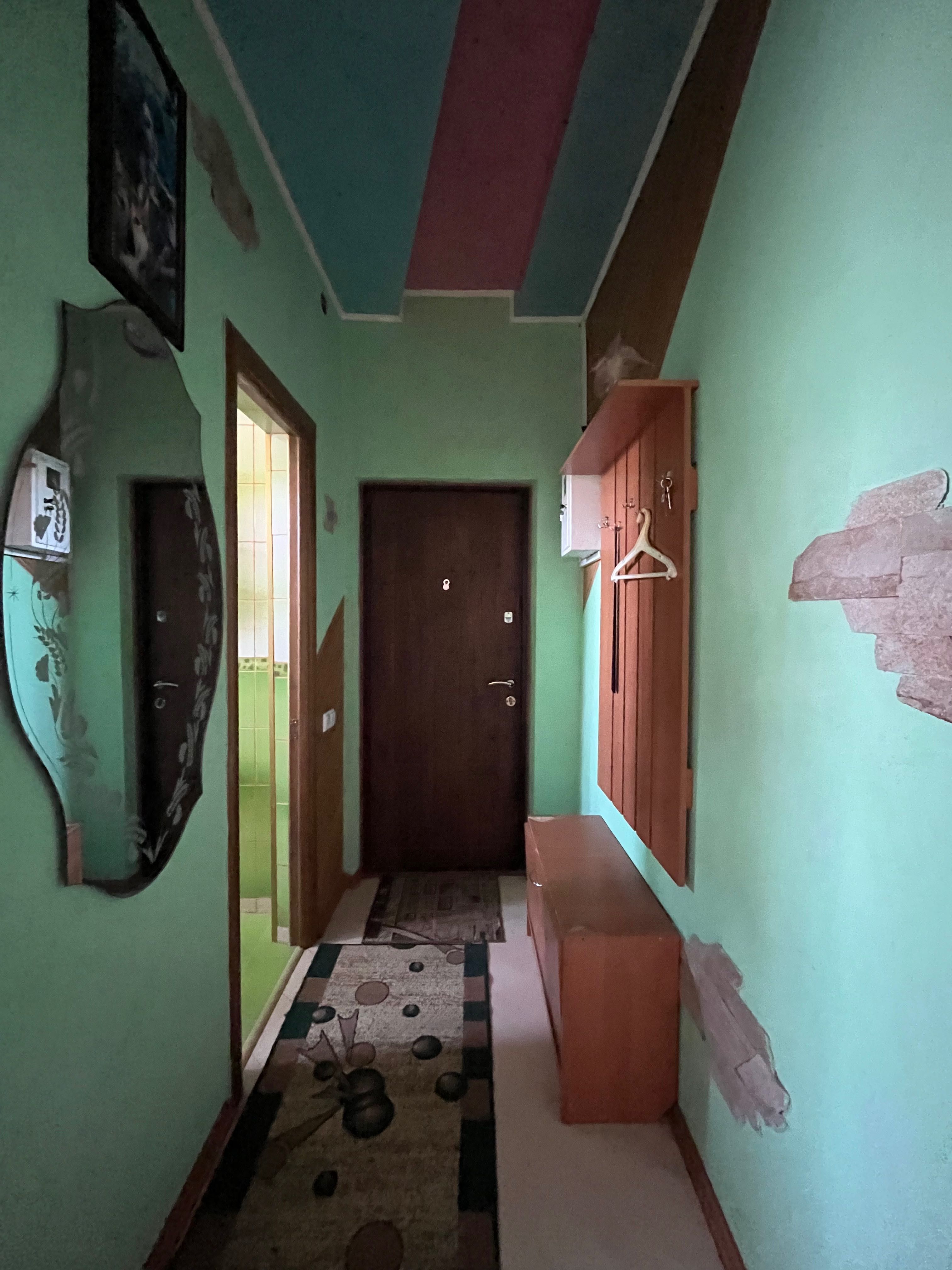 2 кімнатна квартира мебльована по пл. Вокзальна