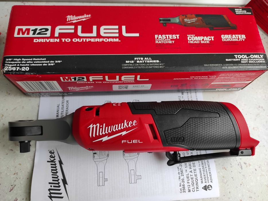 Аккумуляторная угловая трещетка 3/8" Milwaukee M12 2567-20 (FHIR38-0)