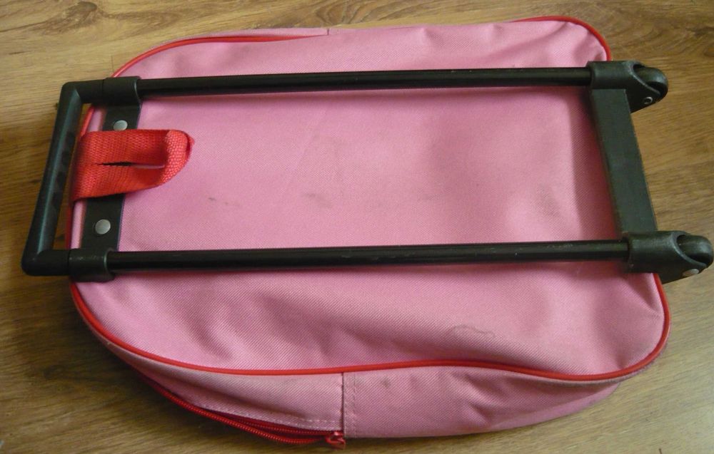 plecak tornister walizka dziecięca na kółkach z rączką angry birds