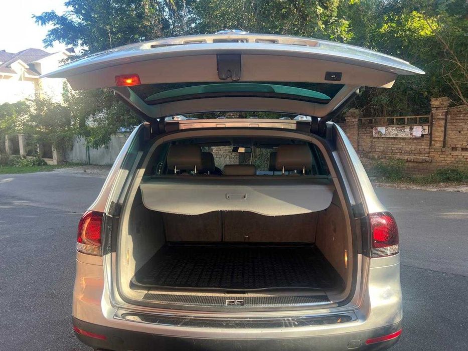 Volkswagen Touareg Facelift 2007 рік в Україні!