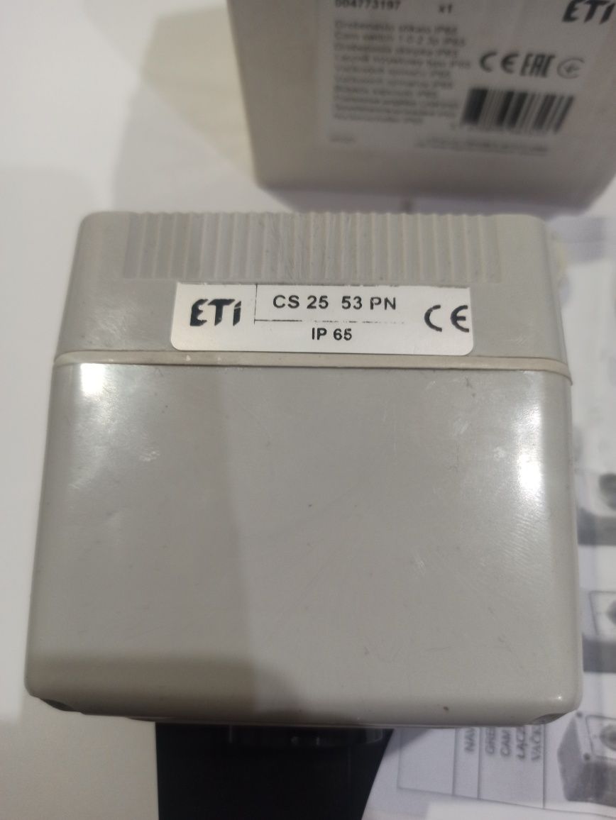 Кулачковый переключатель ETI CS 25 53 PN 3p «1-0-2» 25А в