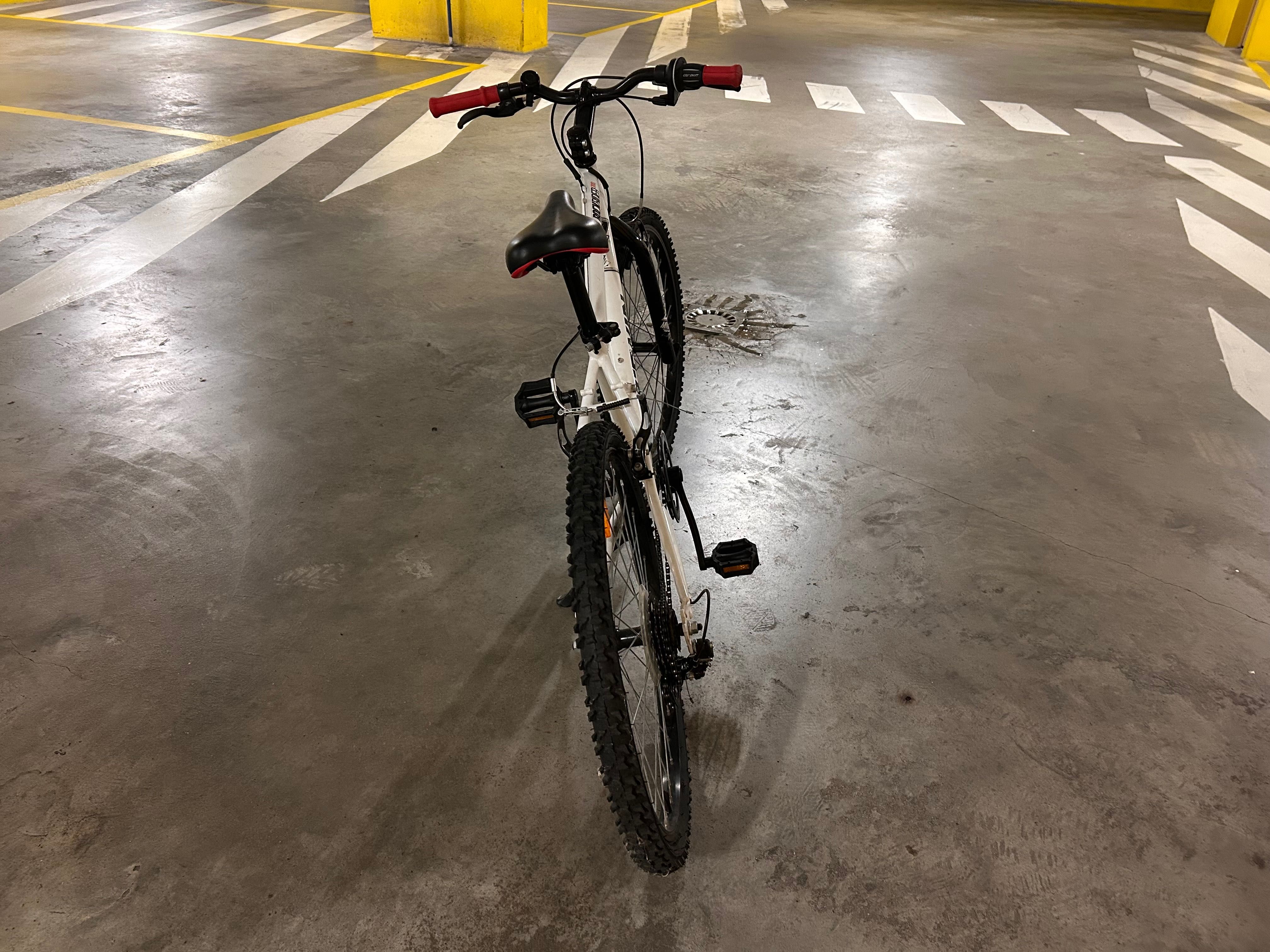 Bicicleta B’ Twin Rockrider 300