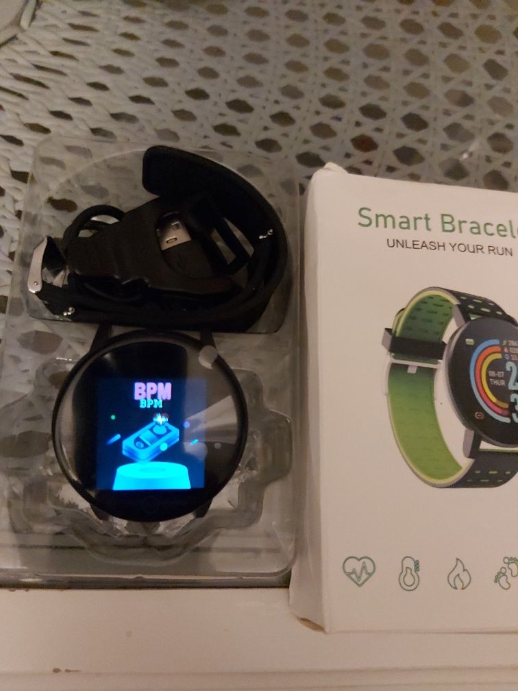 Smartwatch,Smartband,zegarek,Pomiar Tlenu we Krwi Ciśnienie,puls,kalor