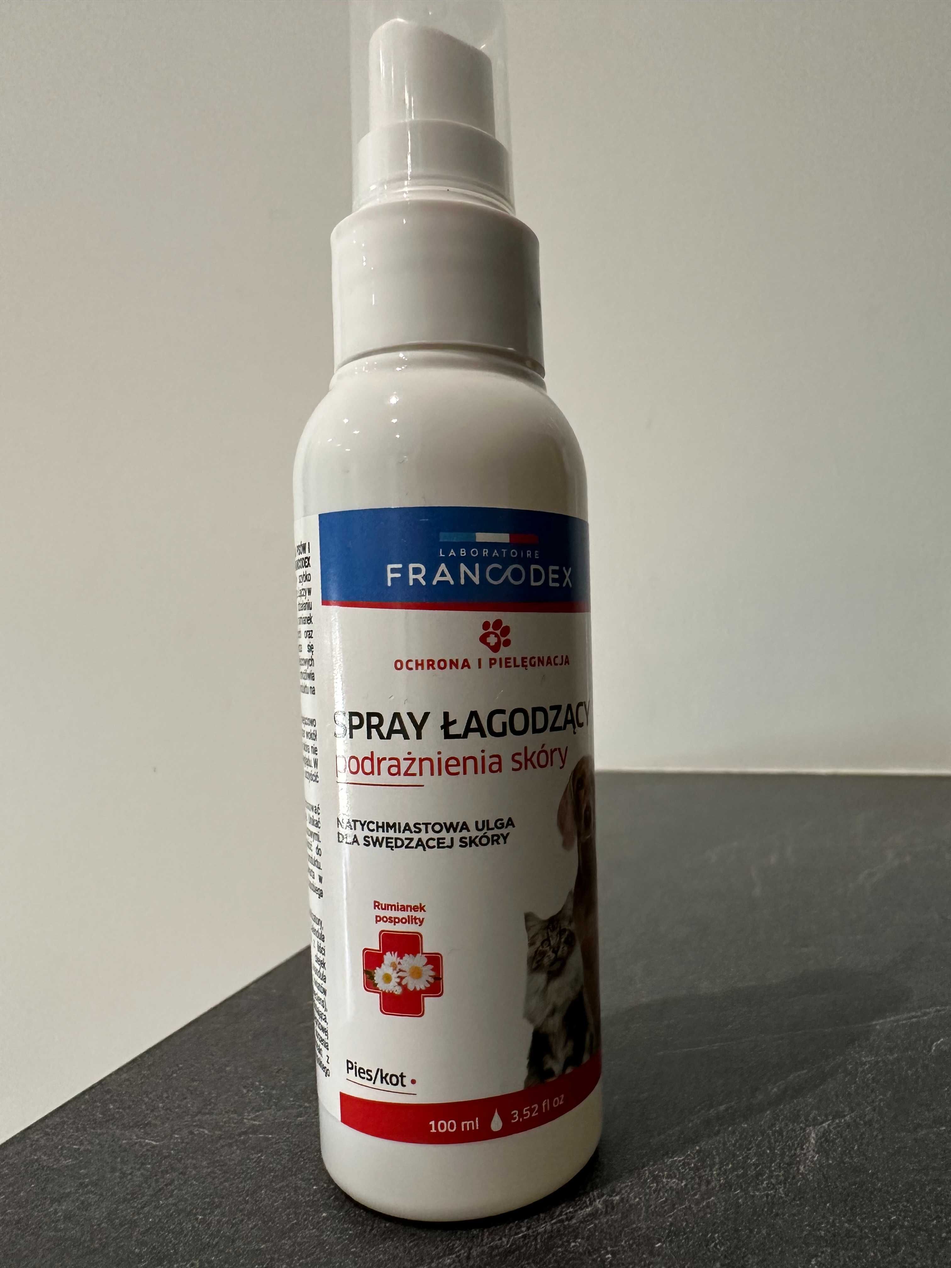 FRANCODEX Spray łagodzący podrażniania skóry dla psów i kotów 100ml