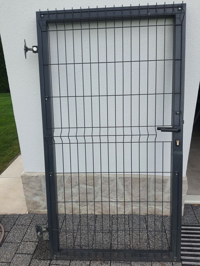 Furtka panelowa 170x100