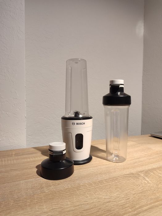 Фітнес-блендер Bosch MMBM401W