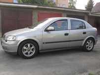 Opel  Astra  G.   1,8  16 V.  Bogate  wyposażenie.
