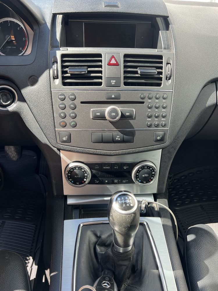 Mercedes Benz C220
