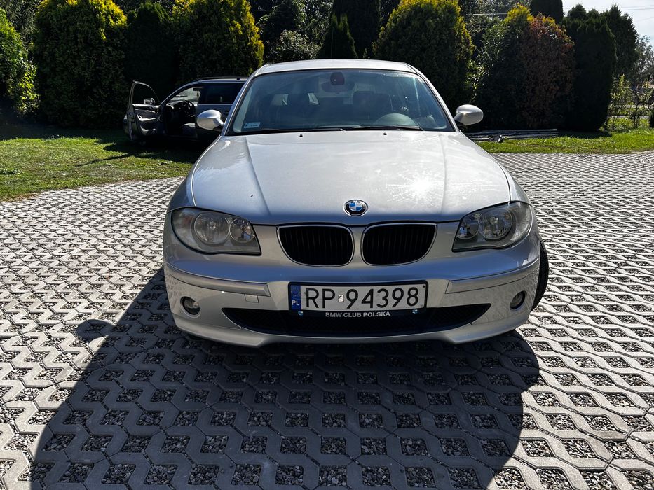 BMW serii 1 E87 118i 2005.r