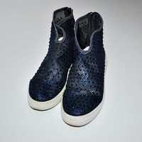 Крутые синие летние ботинки босоножки кеды украшены стразами 23,5 см