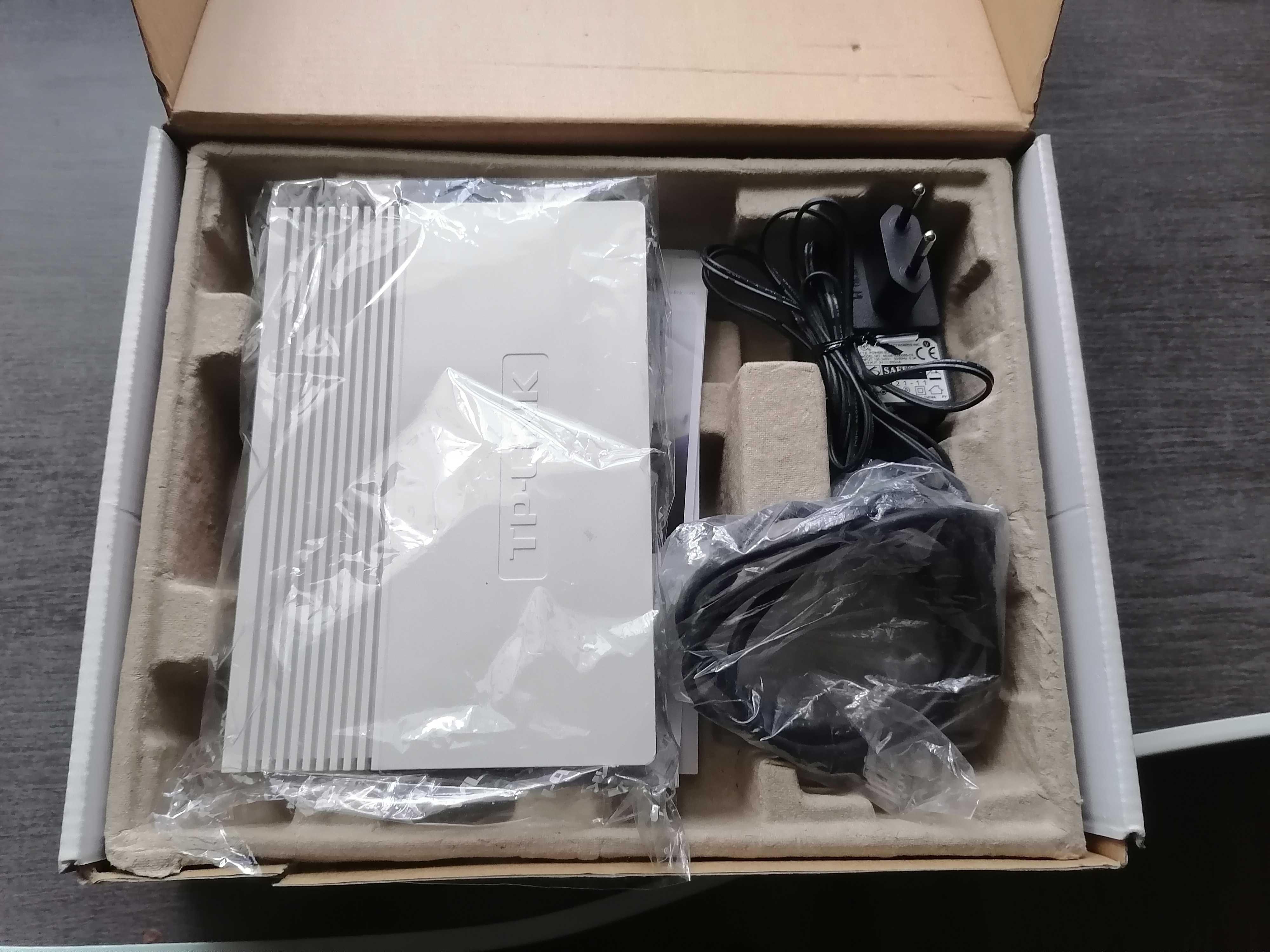 Маршрутизатор TP-Link TD-8840