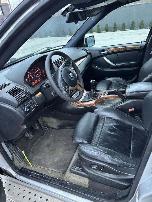 Х5 E53 2002  серий