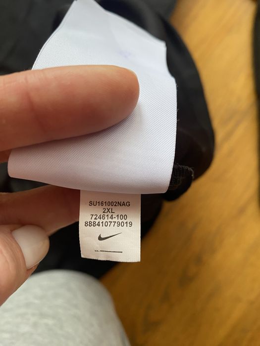 Продам кофту Nike