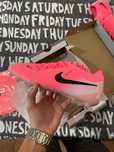 Chuteira Nike Phantom II Rosa + Saco para Chuteira