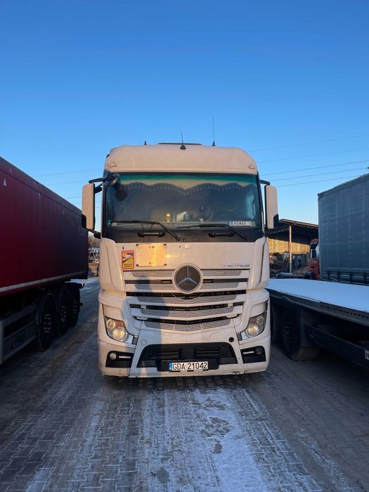 Mercedes Actros 1845