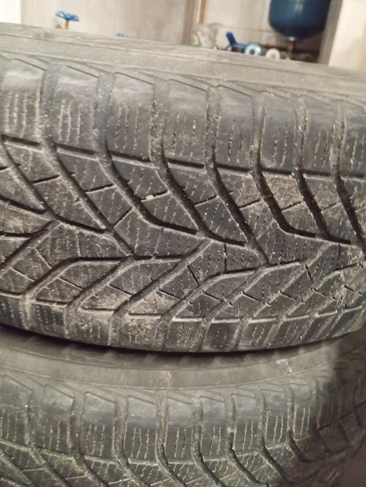 Yokohama BluEarth Winter  195/65/15
Opony zimowe Yokohama 205