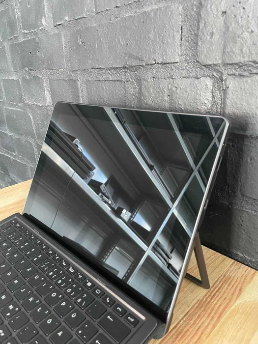 Потужний планшет‑ноутбук HP Pro x2 612 G2, i5, SSD 256 ГБ є 60шт