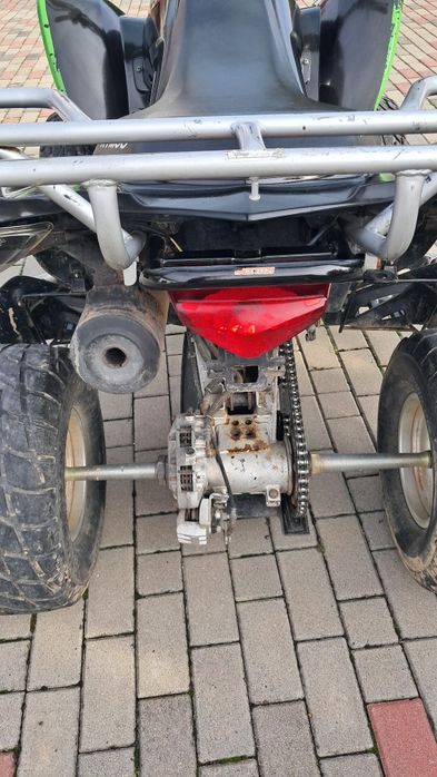 Quad kymco.           300