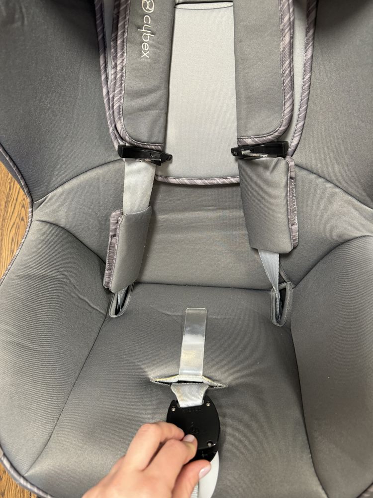 Cybex Sirona M2 I-size + Baza M