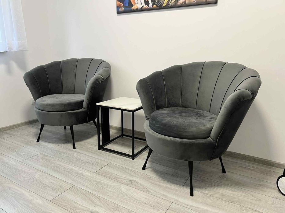 Fotel muszelka - zestaw 2 fotele i stolik jak nowe