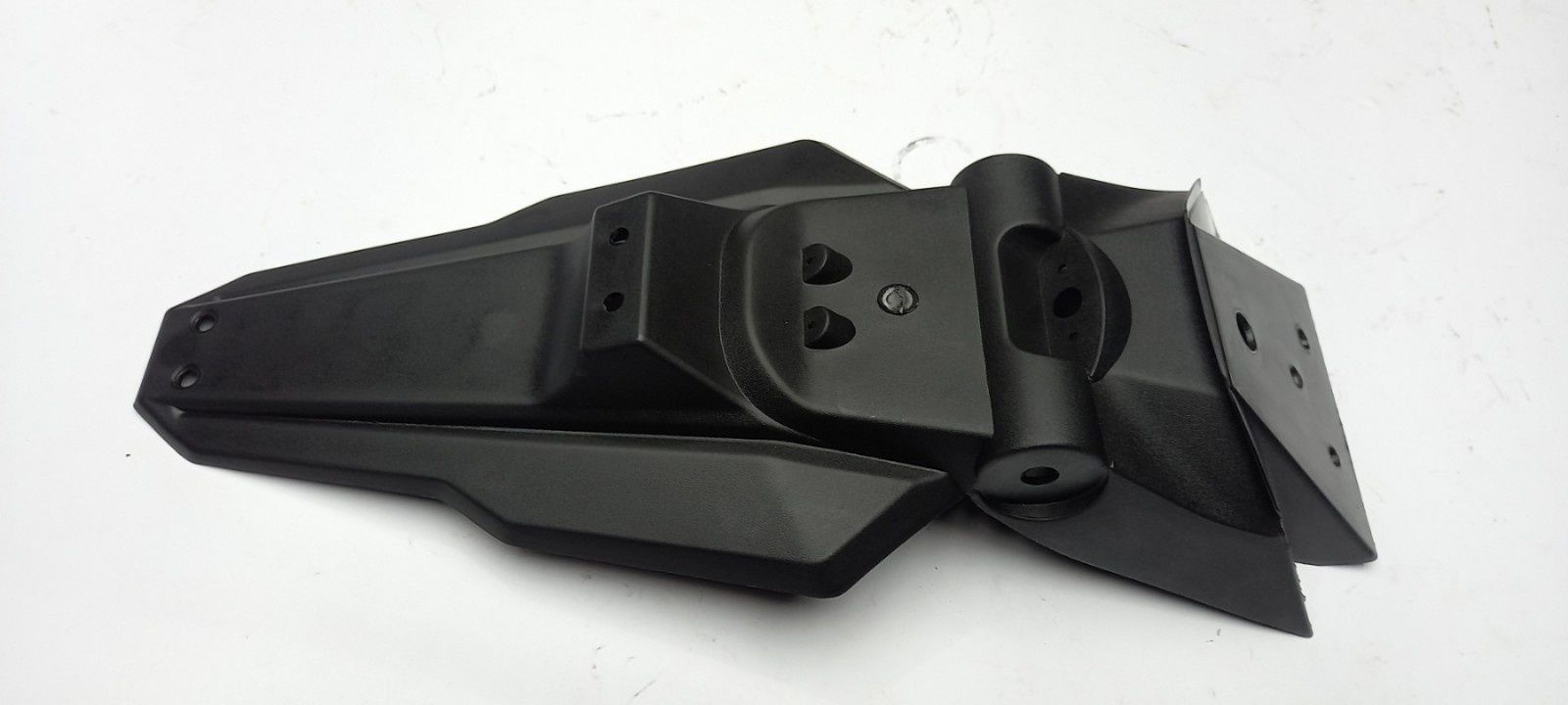 Крыло заднее Spark200r-36