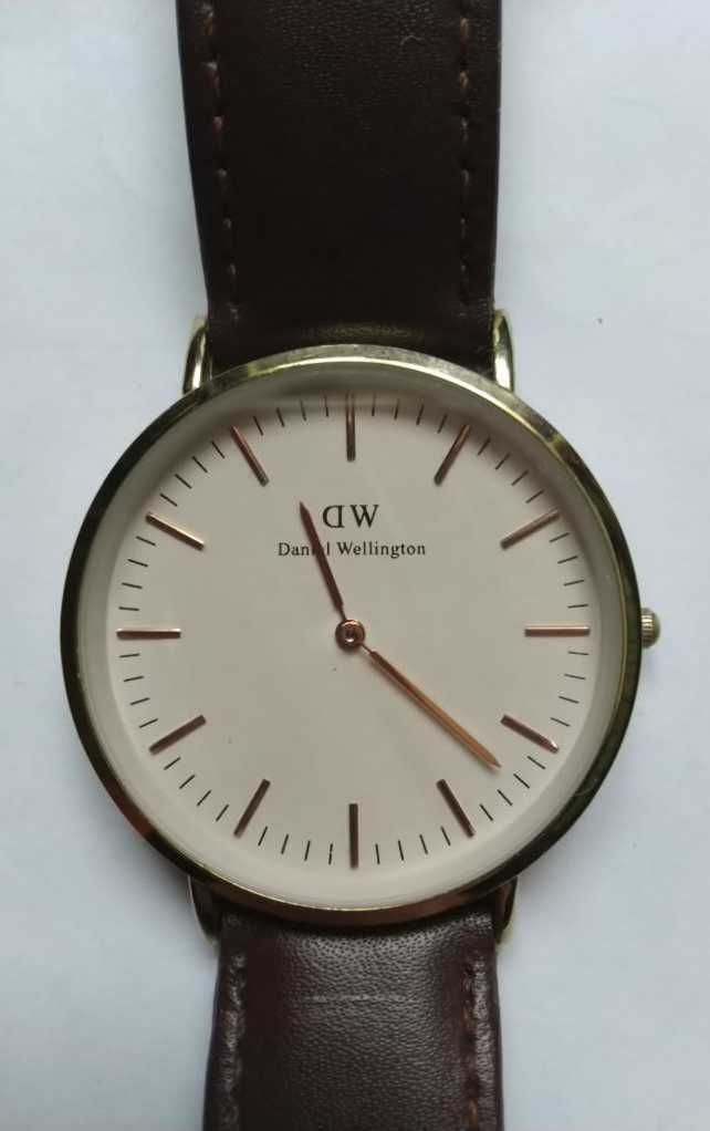 Zegarek DW oraz Cyprea
