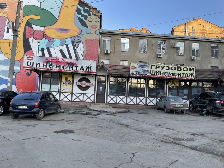 СДАМ помещение под кафе, шиномонтаж, Одесса, ул. Приморская, 61