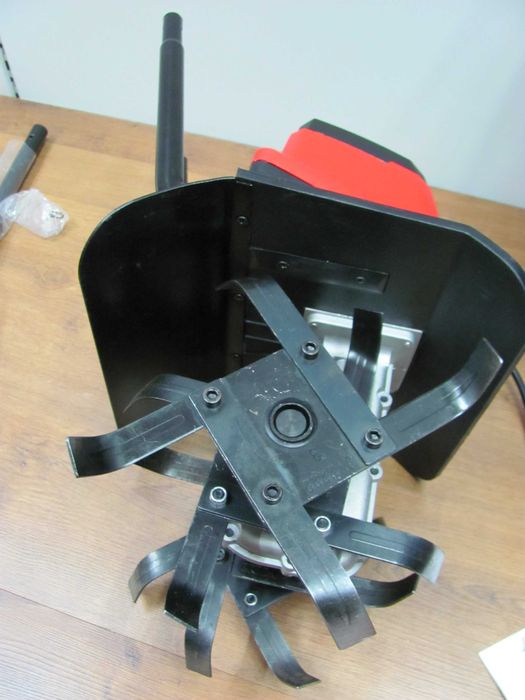 Культиватор електричний Einhell GC-RT 7530 привезено з Німеччини