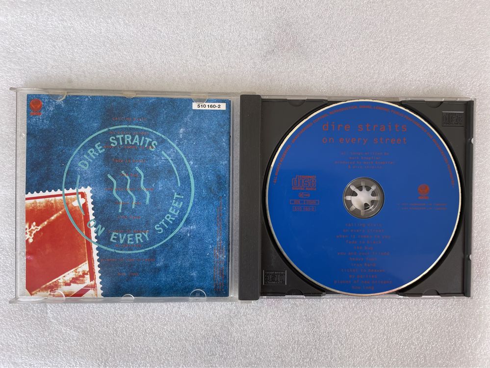 Cd Dire Straits: on every street