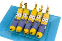 Minionki szablony naklejki na banany