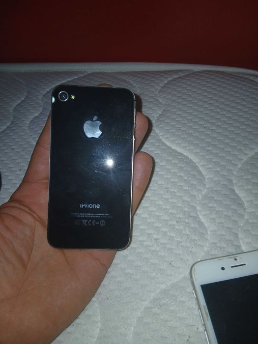 Iphones  ambos trabalham