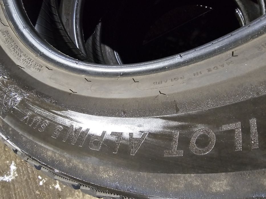 Opony Zimowe R17 235/65-Michelin-7mm