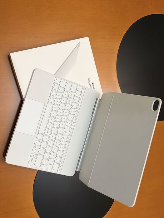 Apple Magic Keyboard para iPad Air de 13”