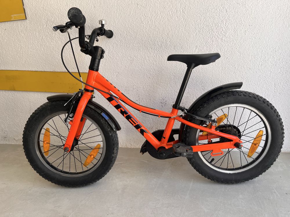 Bicicleta criança Trek roda 16