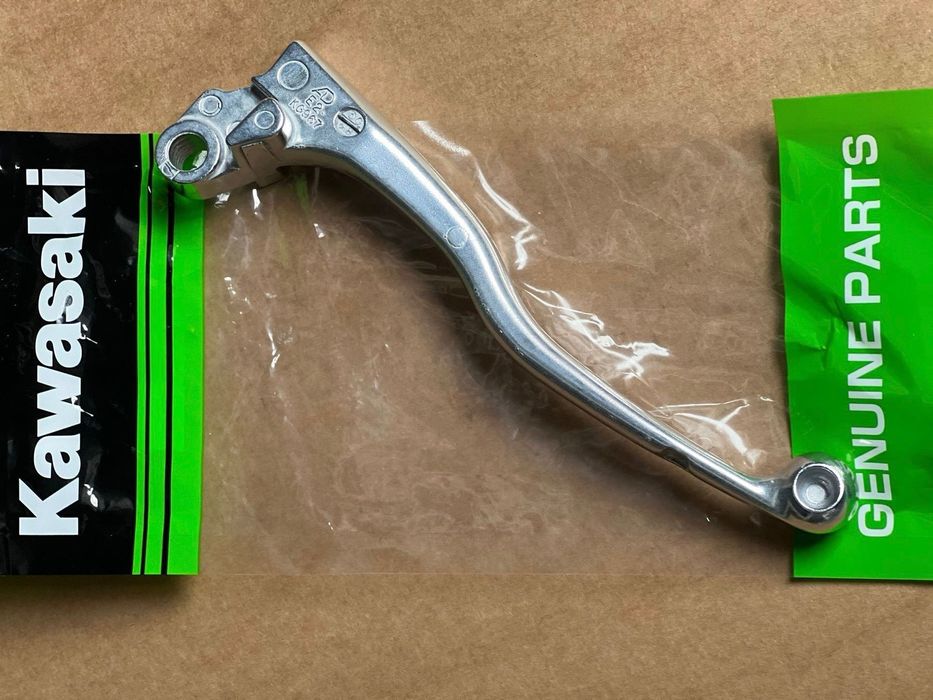 Ручка зчеплення (курок) Kawasaki оригінал