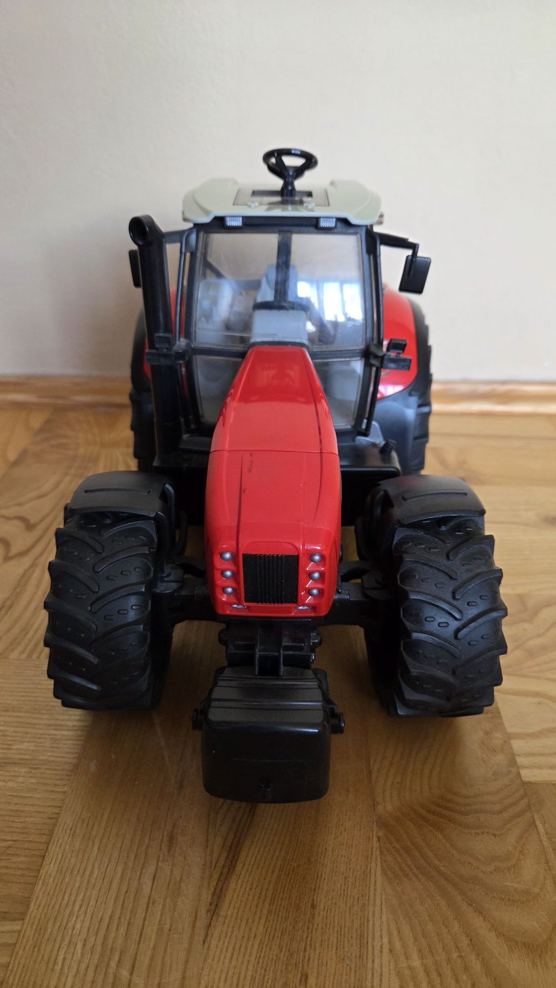 Bruder zabawka traktor Same /Case/