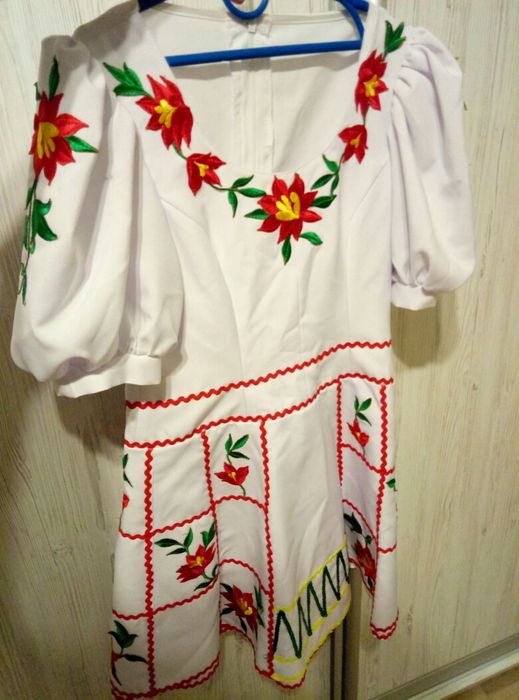 костюм для танцев  балета народный украина