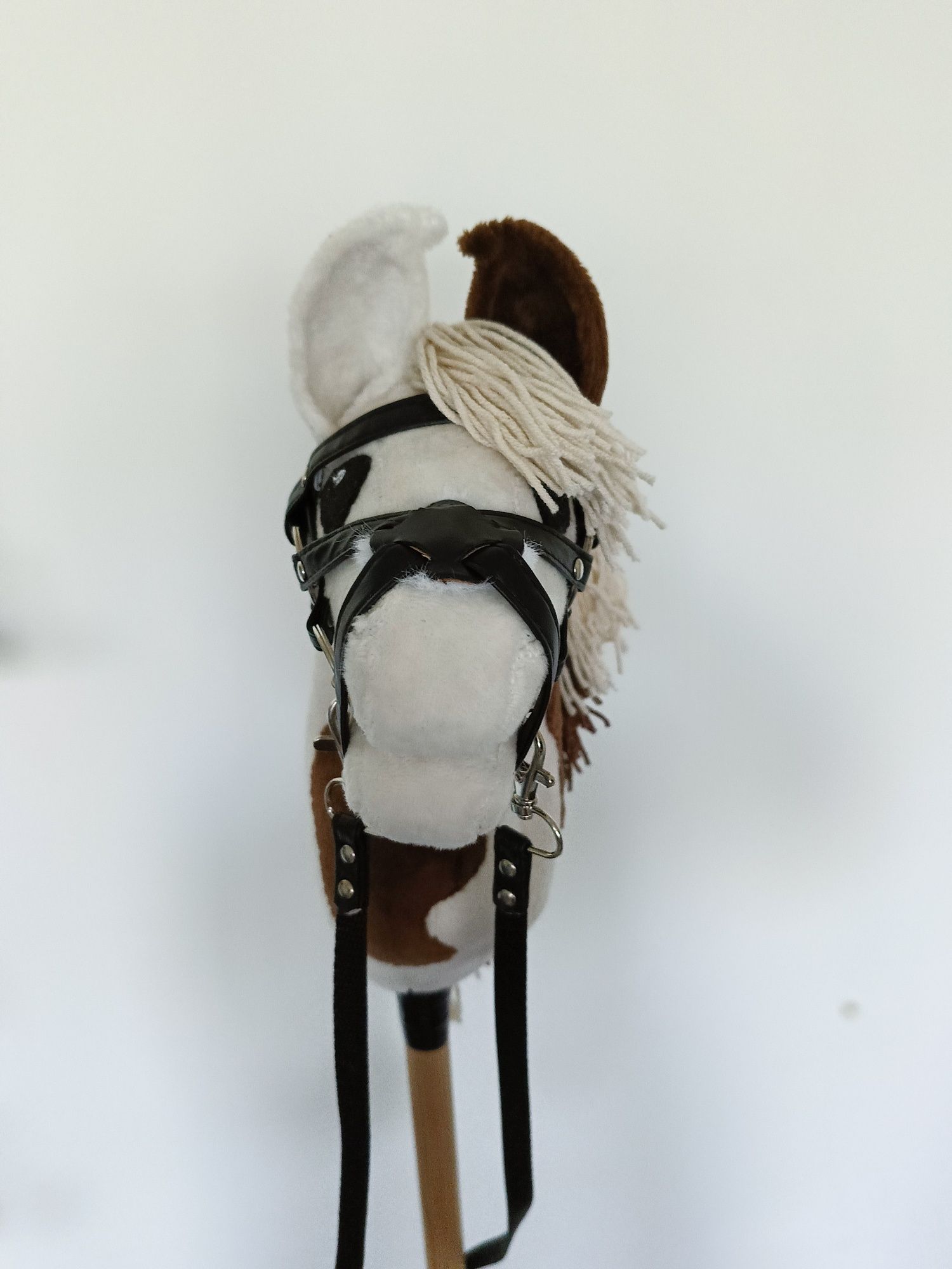 Hobby Horse z kantarem i ogłowiem meksykańskim A5