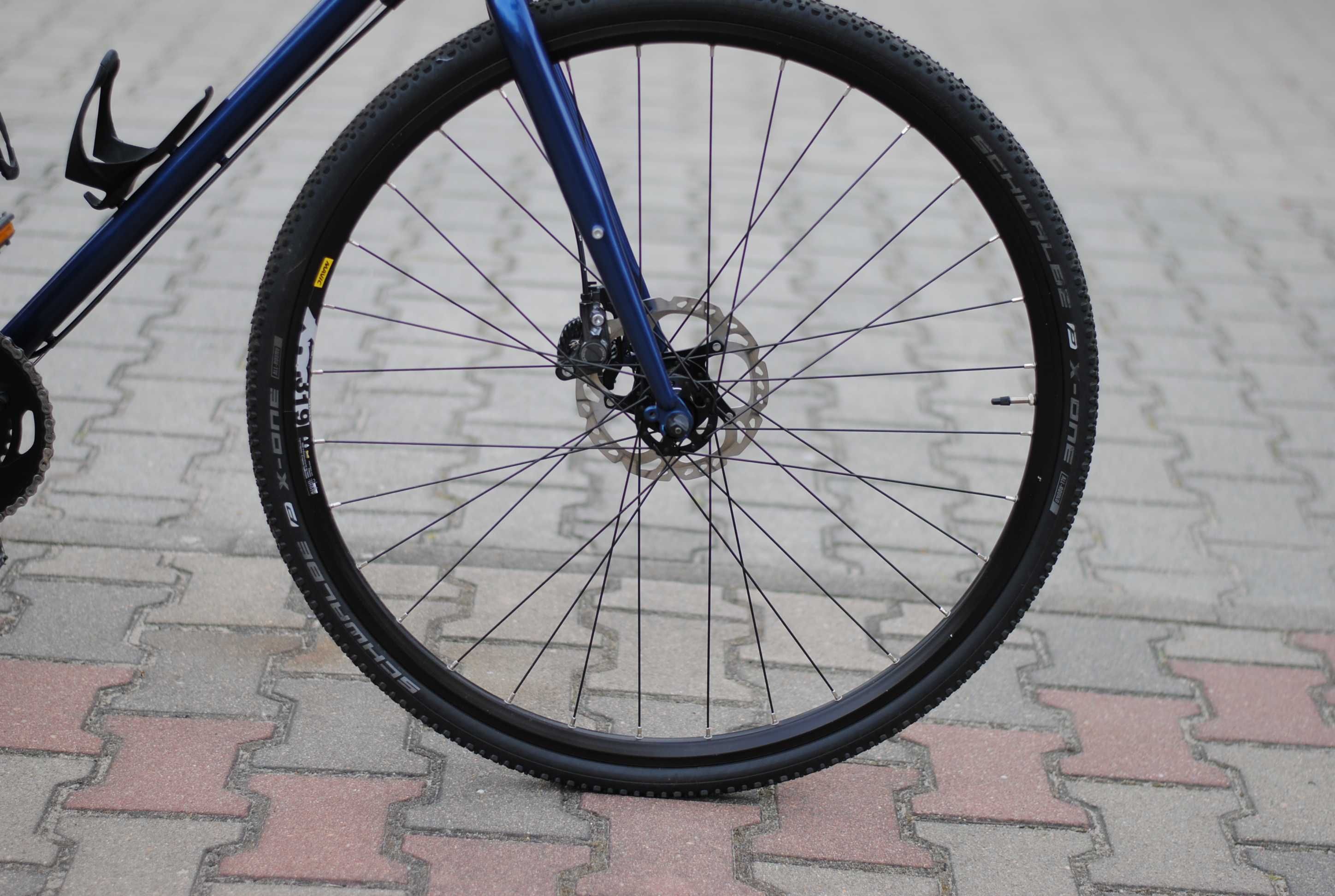 Rower typu gravel osprzęt shimano 105, koła 28, zobacz