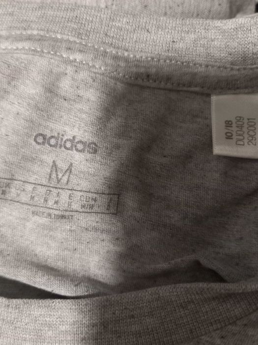 Tshirt Adidas tamanho M